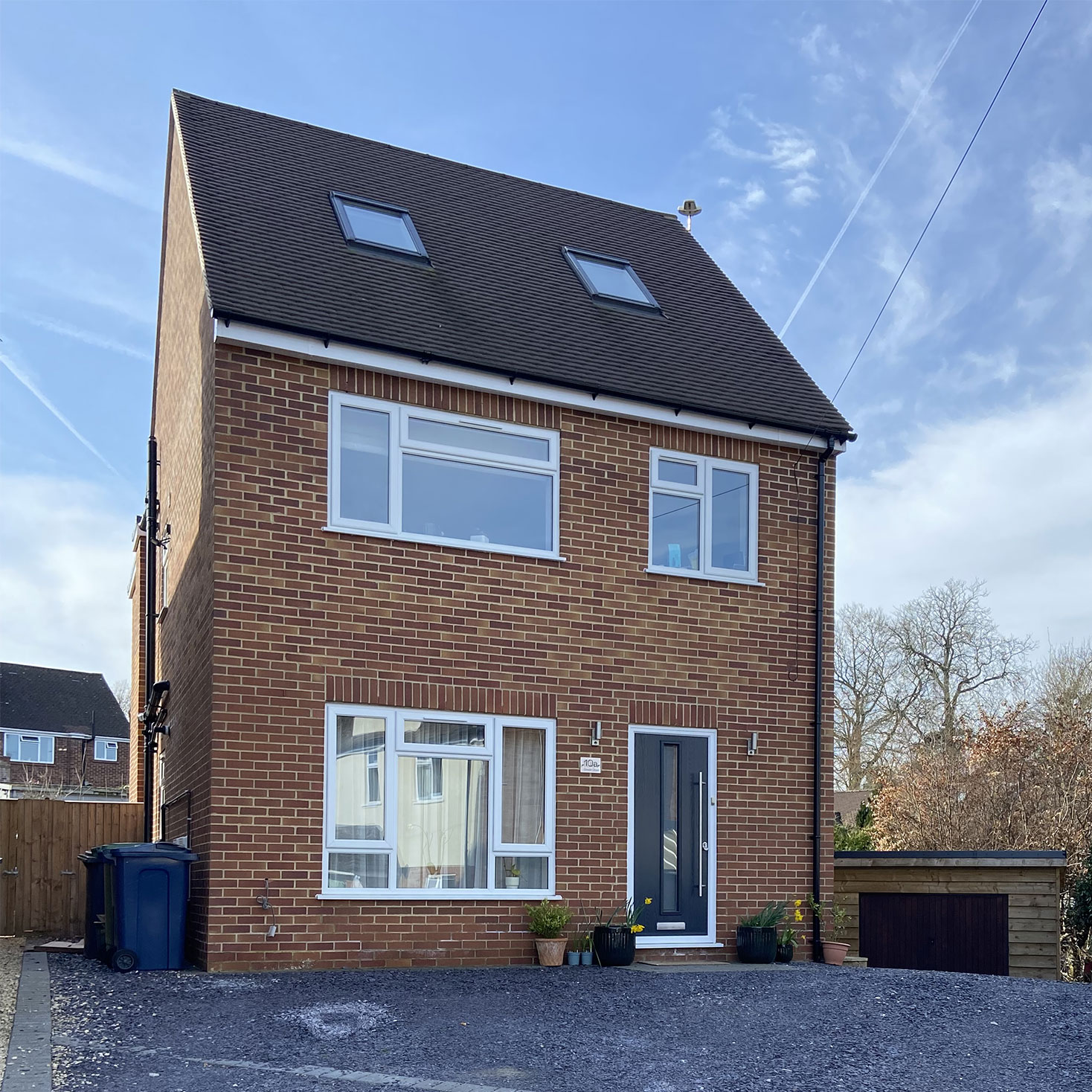 The front view of Clauds Close B&B
